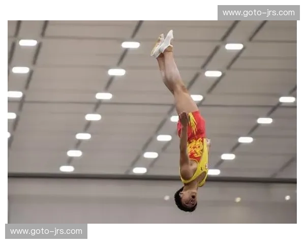 中国小将李宇名首次参加世界杯 教练组对其制定稳妥技术方案